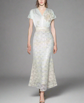 short-sleeve midi dress with floral applique and lace skirt – MAIA