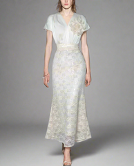 short-sleeve midi dress with floral applique and lace skirt – MAIA