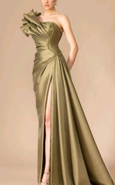 One-shoulder satin dress with sculpted ruffle and high slit – OLIVIA