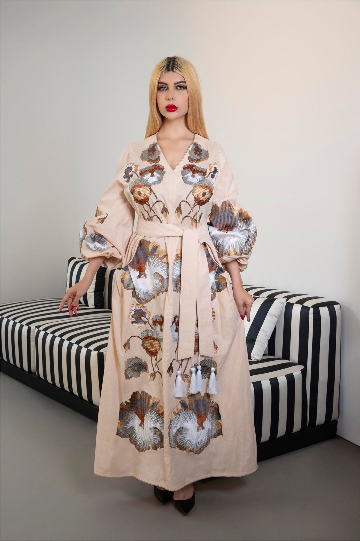 Embroidered Maxi Dress with Neutral Tones – SIENNA