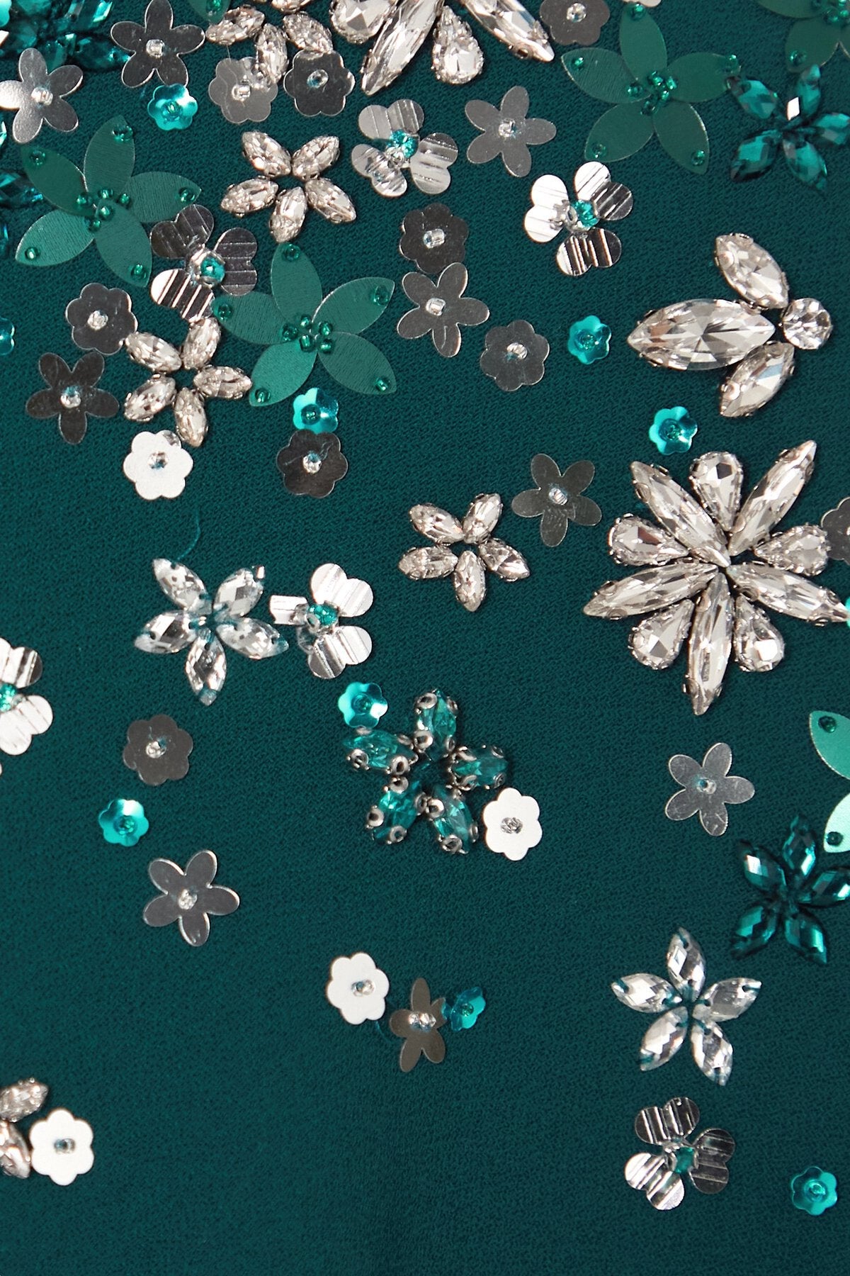 Embellished cape-sleeve gown – Lunas