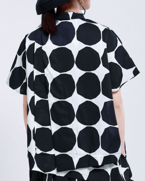 Short-sleeve button-down shirt with bold dots - Lidru