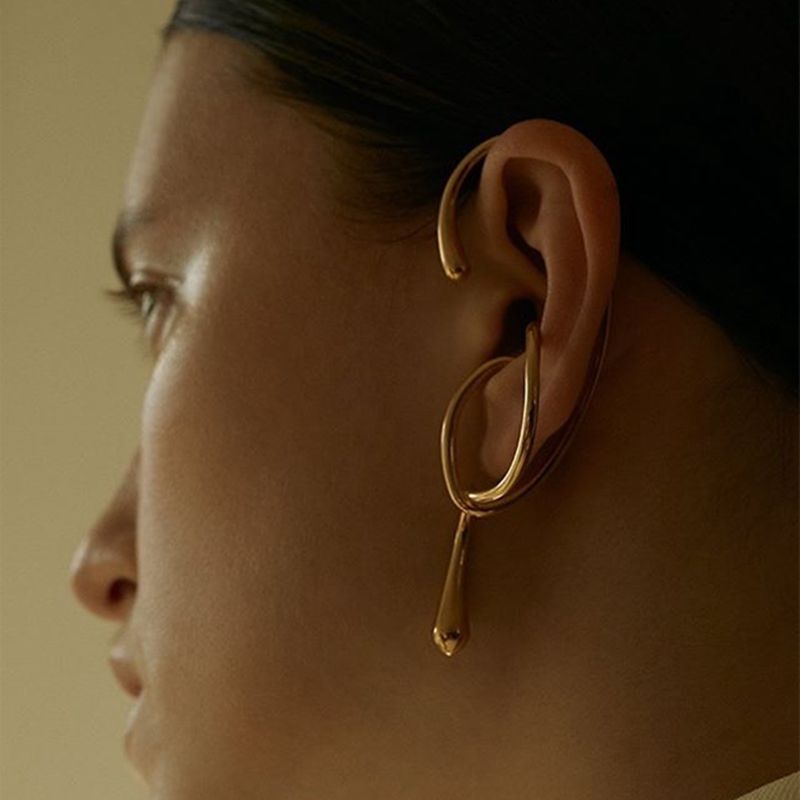 sculptural open-loop ear cuff with abstract teardrop tips – LYRIA