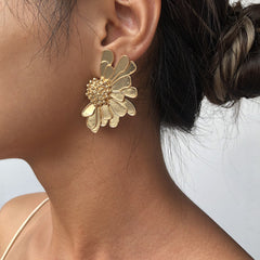 enamel daisy stud earring with gold beaded center – FLORENCE
