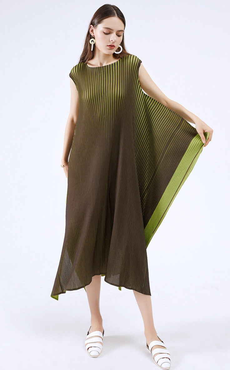 sleeveless pleated midi dress with contrast belt – Yameena