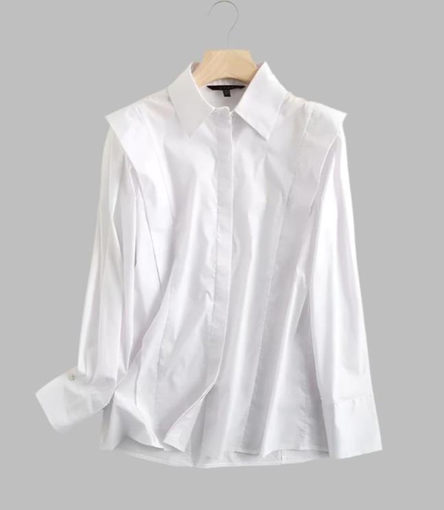 structured long-sleeve shirt with angular shoulder detail - Teotta