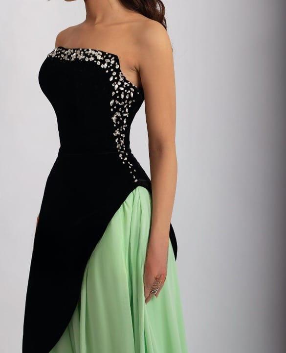 Strapless color-block gown with embellished bodice – Poleno