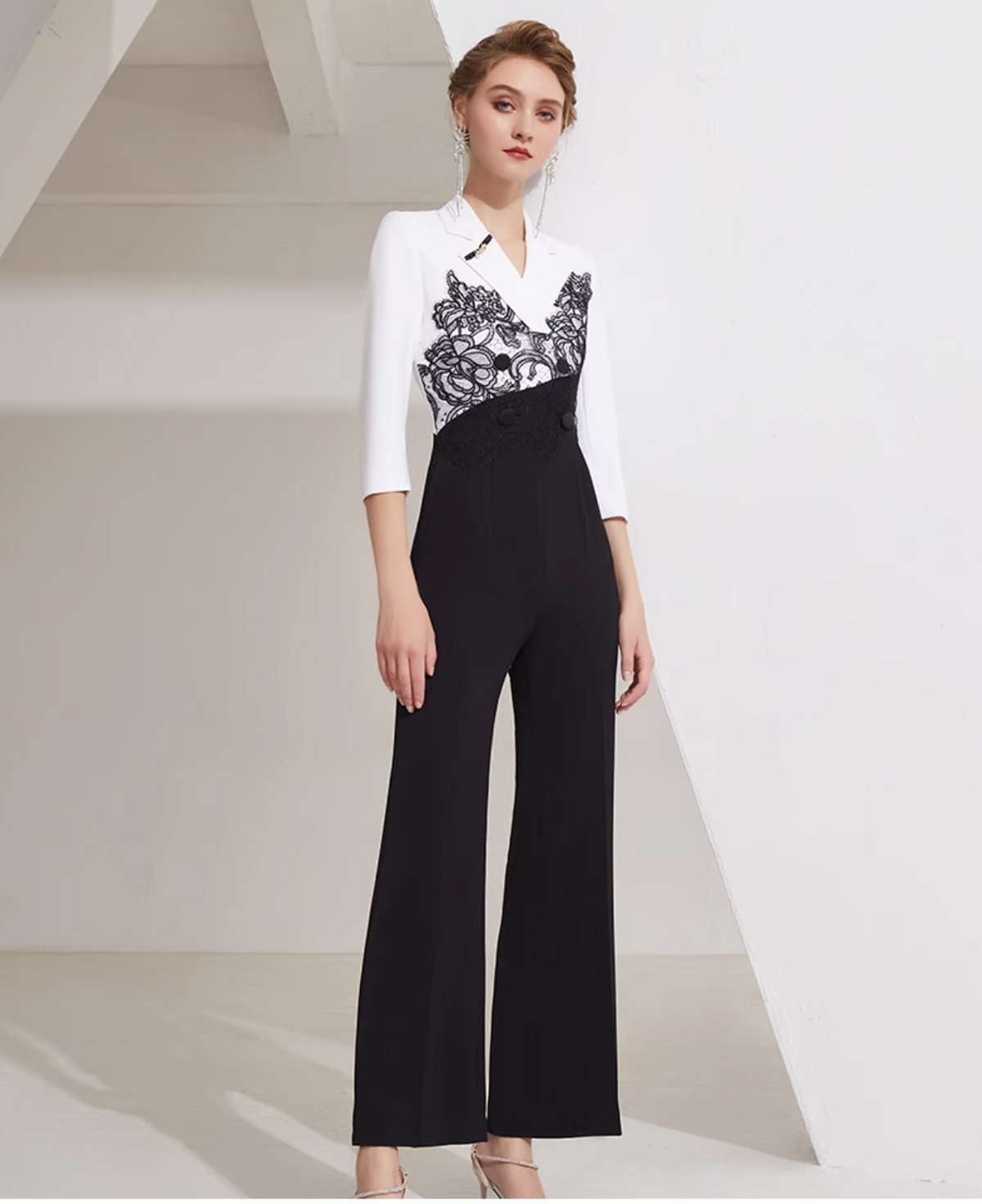 contrast lace-panel jumpsuit with wide-leg pants - NOIR