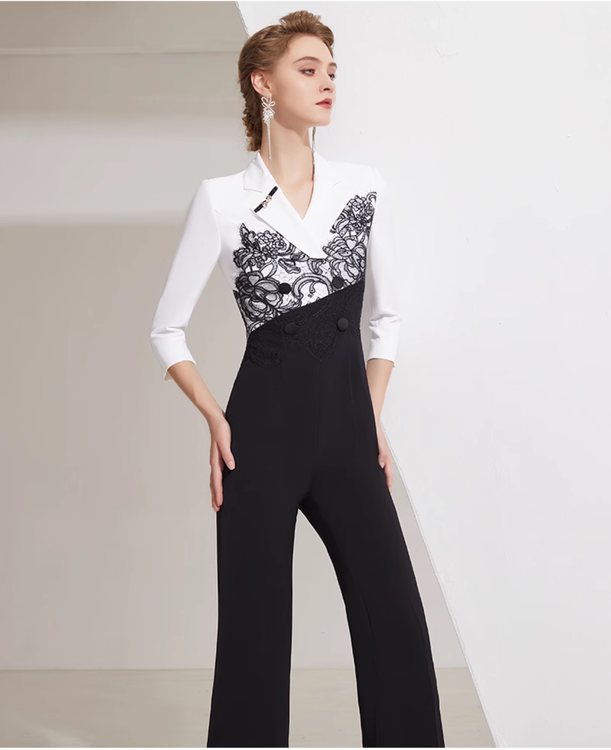 contrast lace-panel jumpsuit with wide-leg pants - NOIR