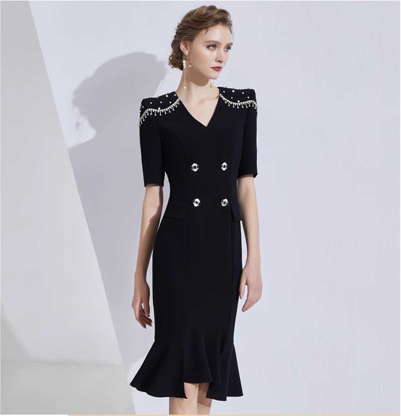 v-neck midi dress with pearl-embellished shoulders - NOIR