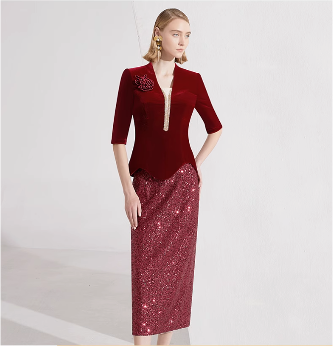 velvet top with floral brooch & sequin pencil skirt – RUBINA