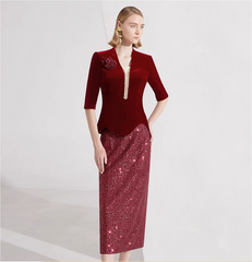 velvet top with floral brooch & sequin pencil skirt – RUBINA