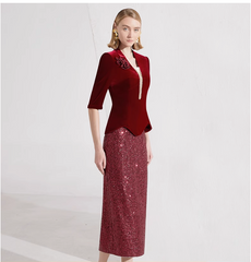 velvet top with floral brooch & sequin pencil skirt – RUBINA