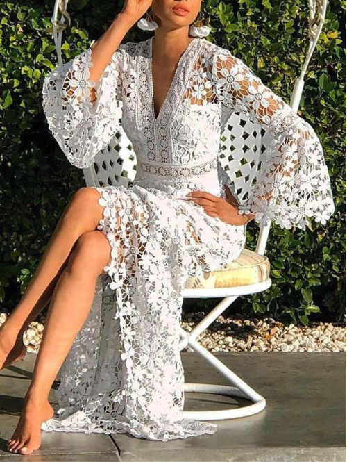 White lace maxi dress with flared sleeves – Leueua