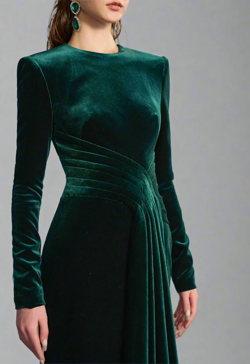 Long-sleeve velvet gown with draped waist – ENERALS