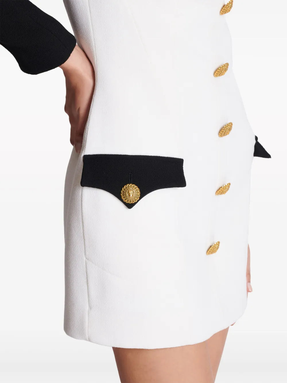 long-sleeve contrast mini dress with gold buttons – NOVA