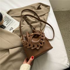 mini bucket bag with chain accent – LUNAIR