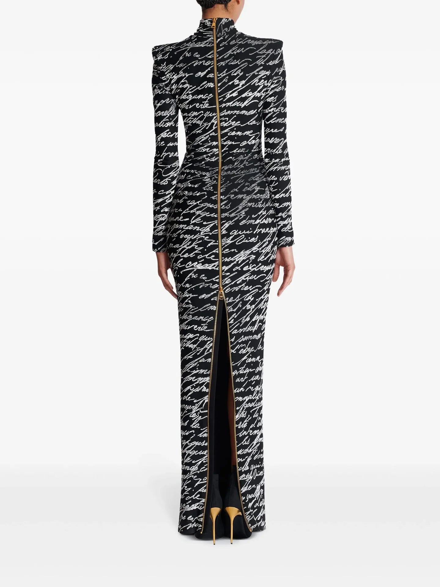 Long sleeve script-print gown with high neck – Nokil