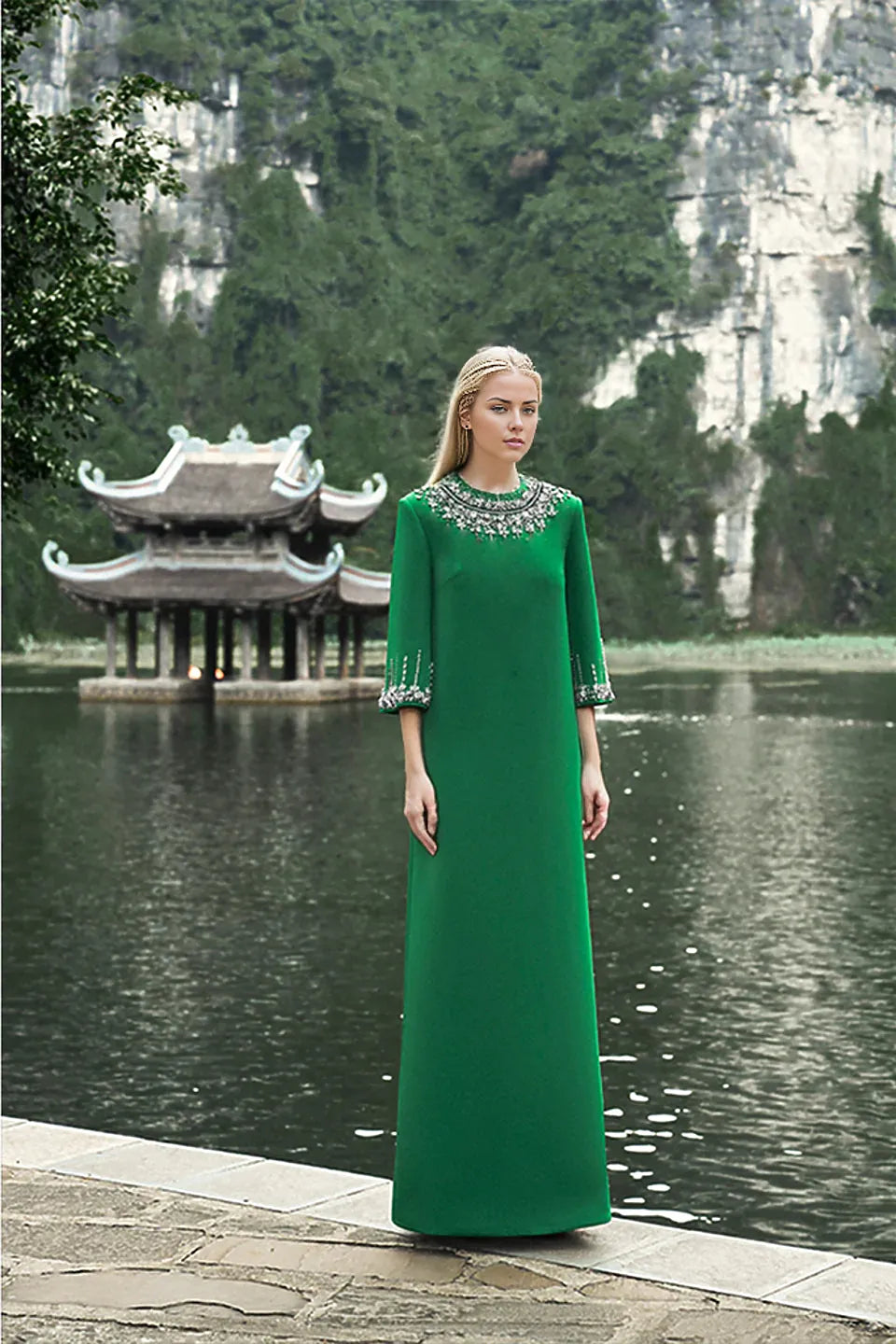 embellished crew-neck column gown – Rolaan