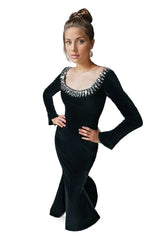 Velvet mermaid gown with jeweled neckline – Zulma