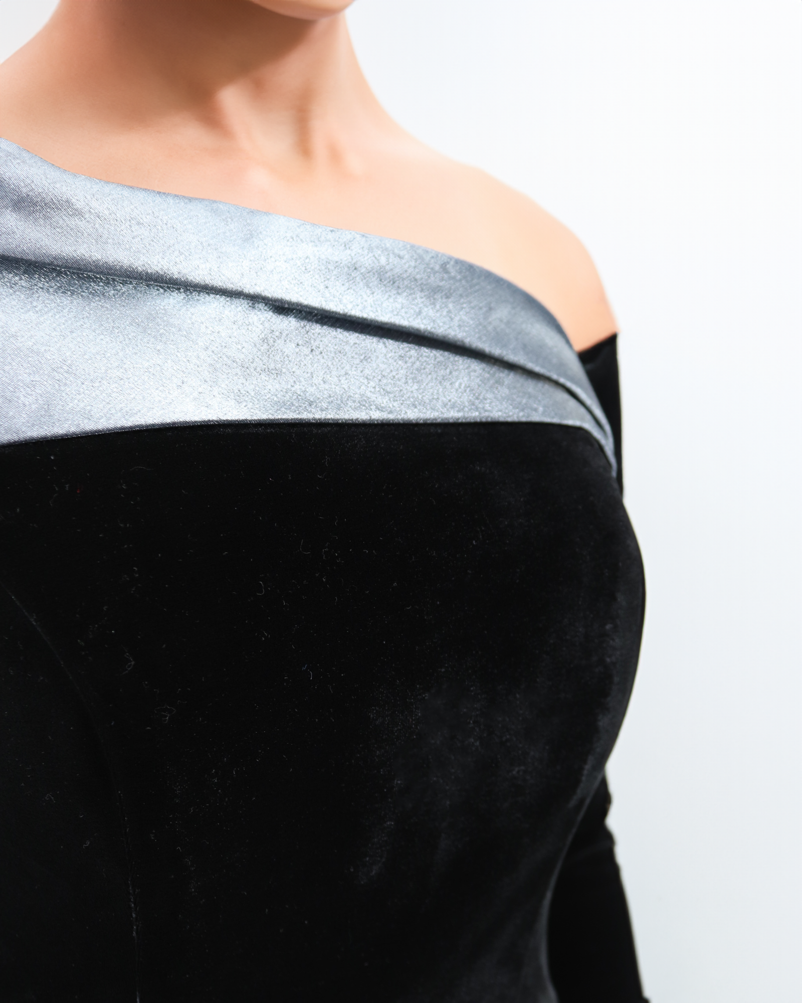 Black column dress with silver structured collar-Sonah