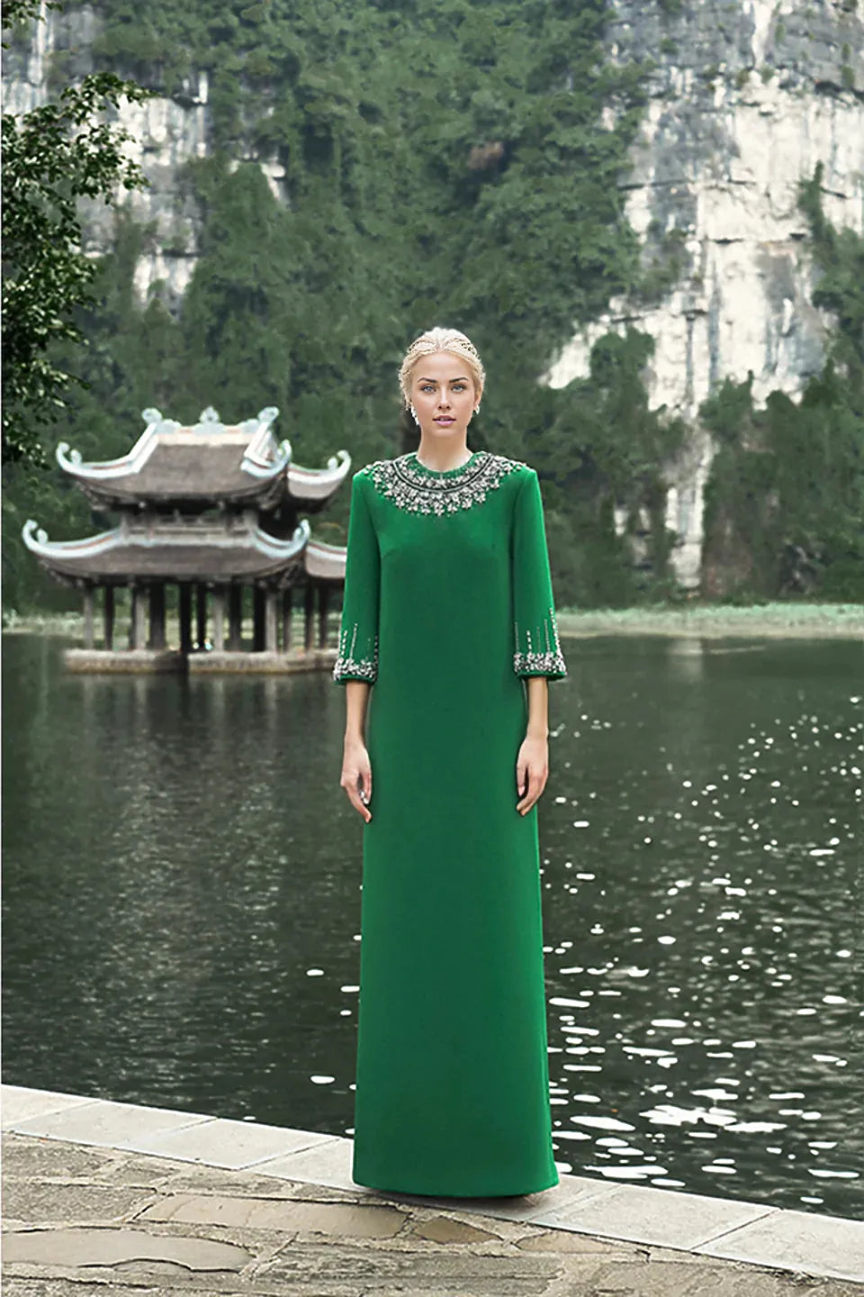 embellished crew-neck column gown – Rolaan