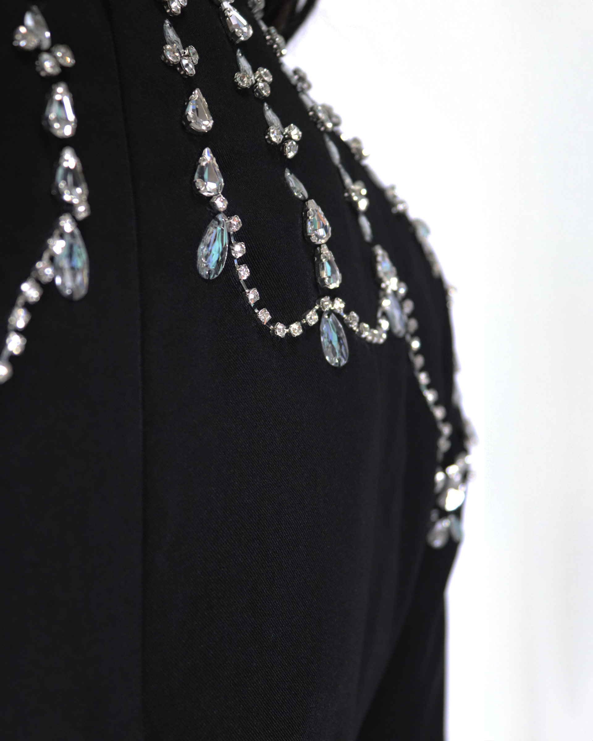 Black column dress with beaded shoulders and long sleeves - Telqo