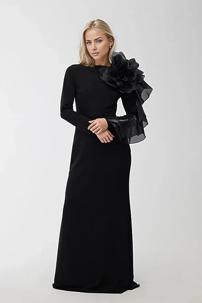 floral-shoulder crepe gown – Golan