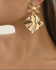 flower stud earrings with hammered square drop - SOLEAG