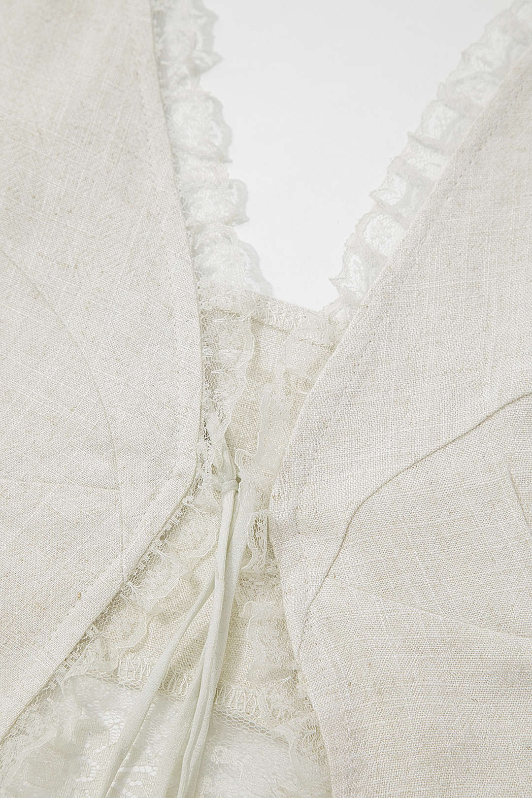 Lace Trim Tie Front Tank Top
