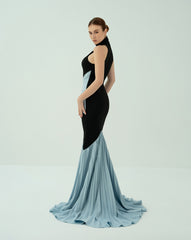 Sleeveless high neck dress with pleated tail - VIOLETTA