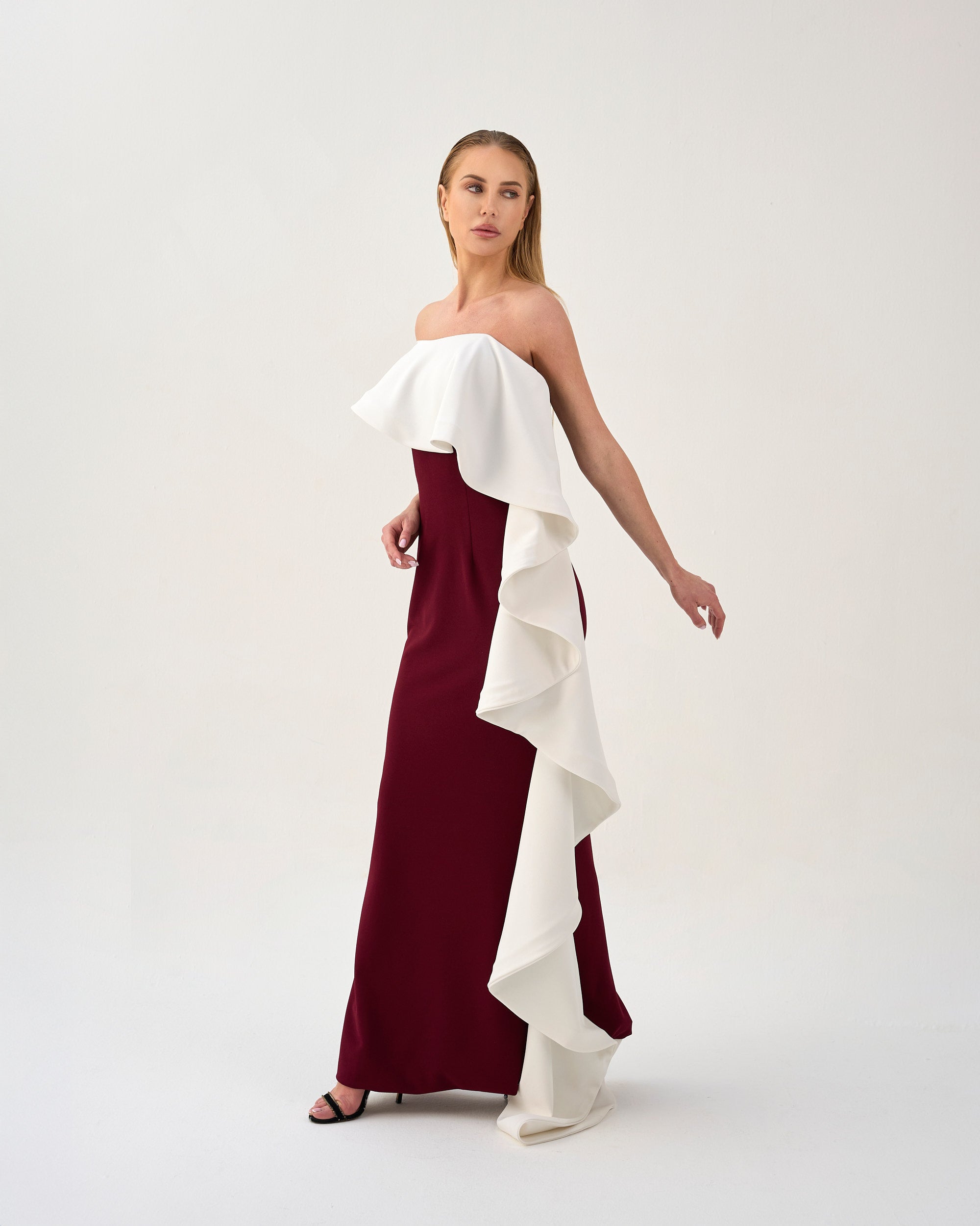 Strapless dress with side ruffle - FENE