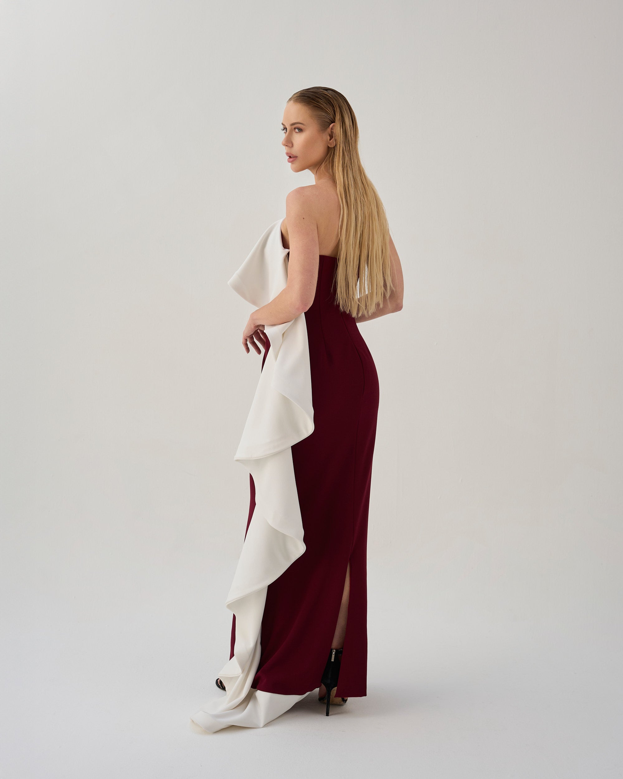 Strapless dress with side ruffle - FENE