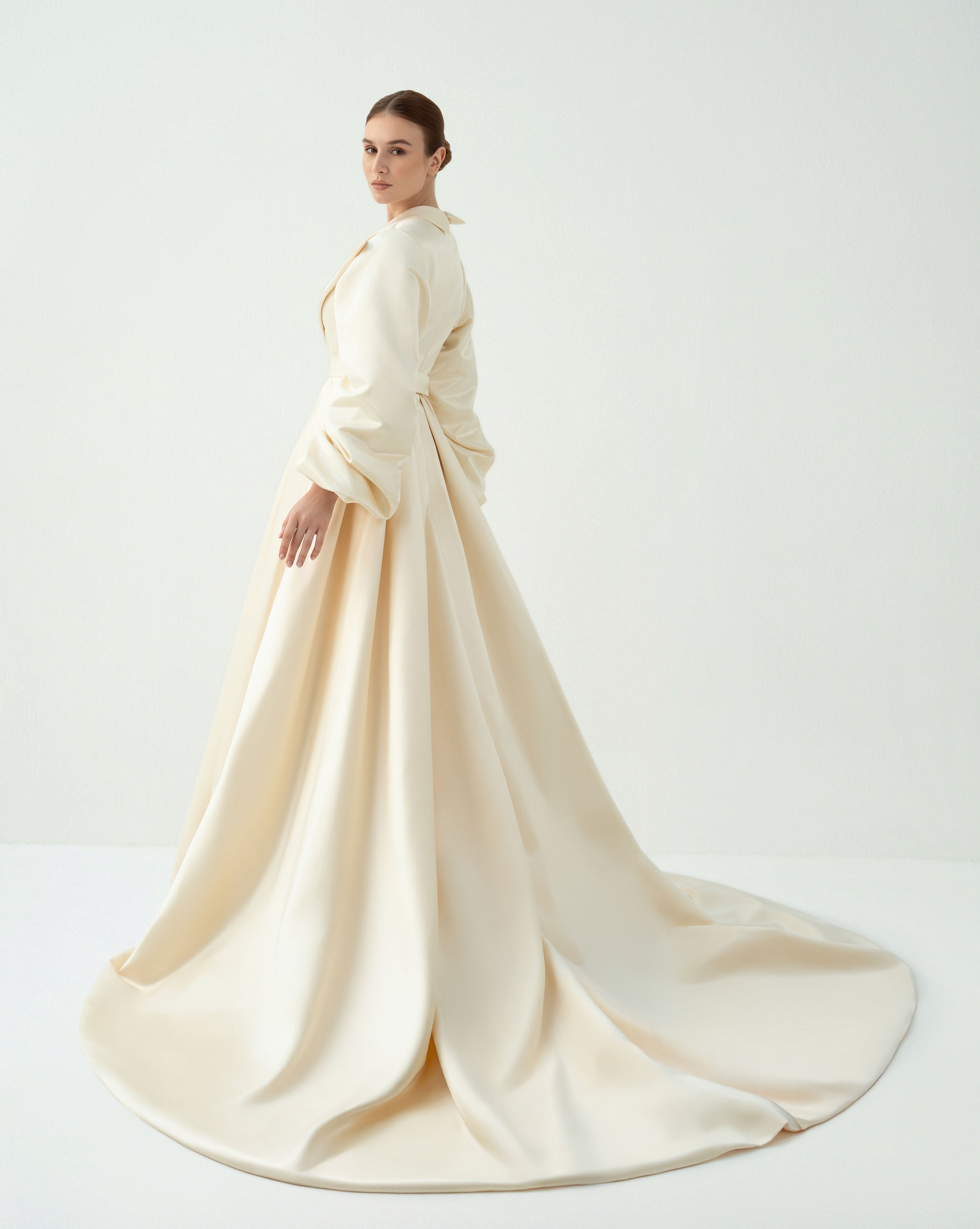 V-neckline maxi dress with lapels  - AMELIE