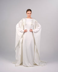 Sequinned shoulders dress with floor-length sleeves