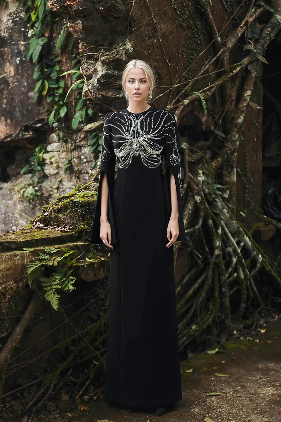 embellished cape-sleeve column gown – Sileen