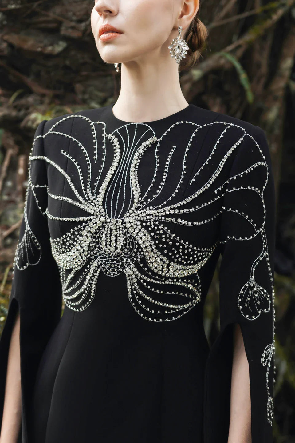 embellished cape-sleeve column gown – Sileen