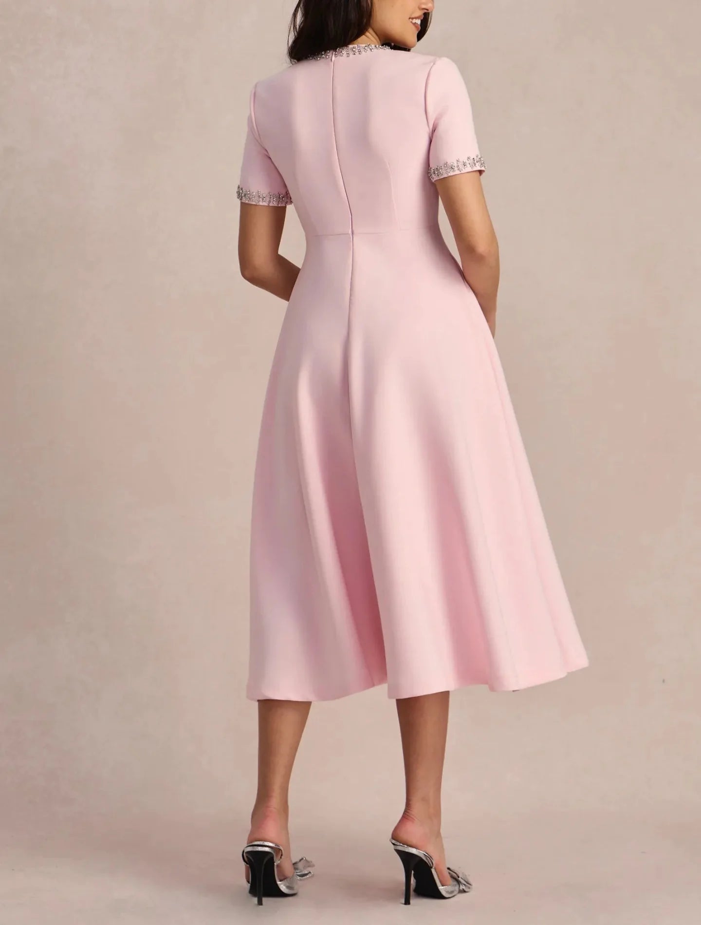 Short-sleeve A-line dress with embellished bows - Nutrodi