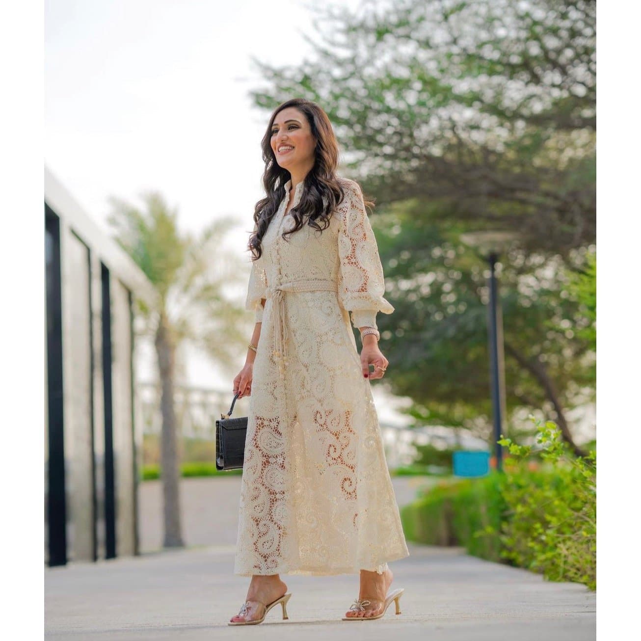 Button-down lace maxi dress with belt – Annabella