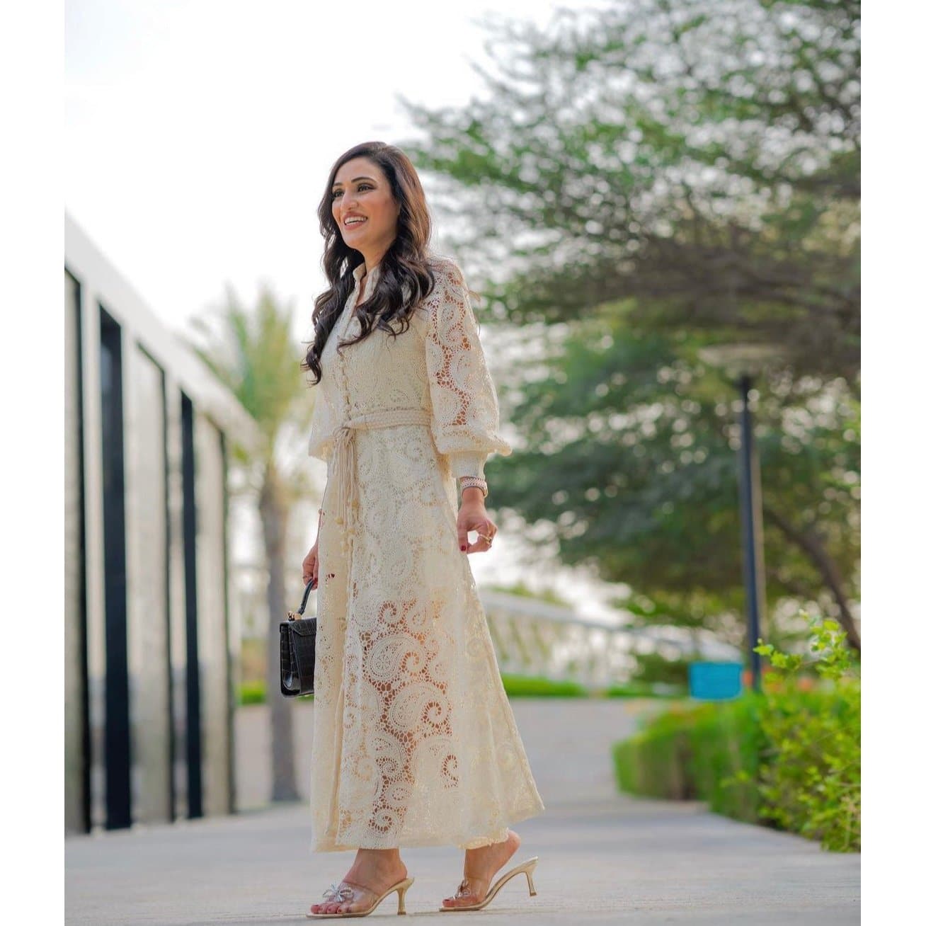Button-down lace maxi dress with belt – Annabella