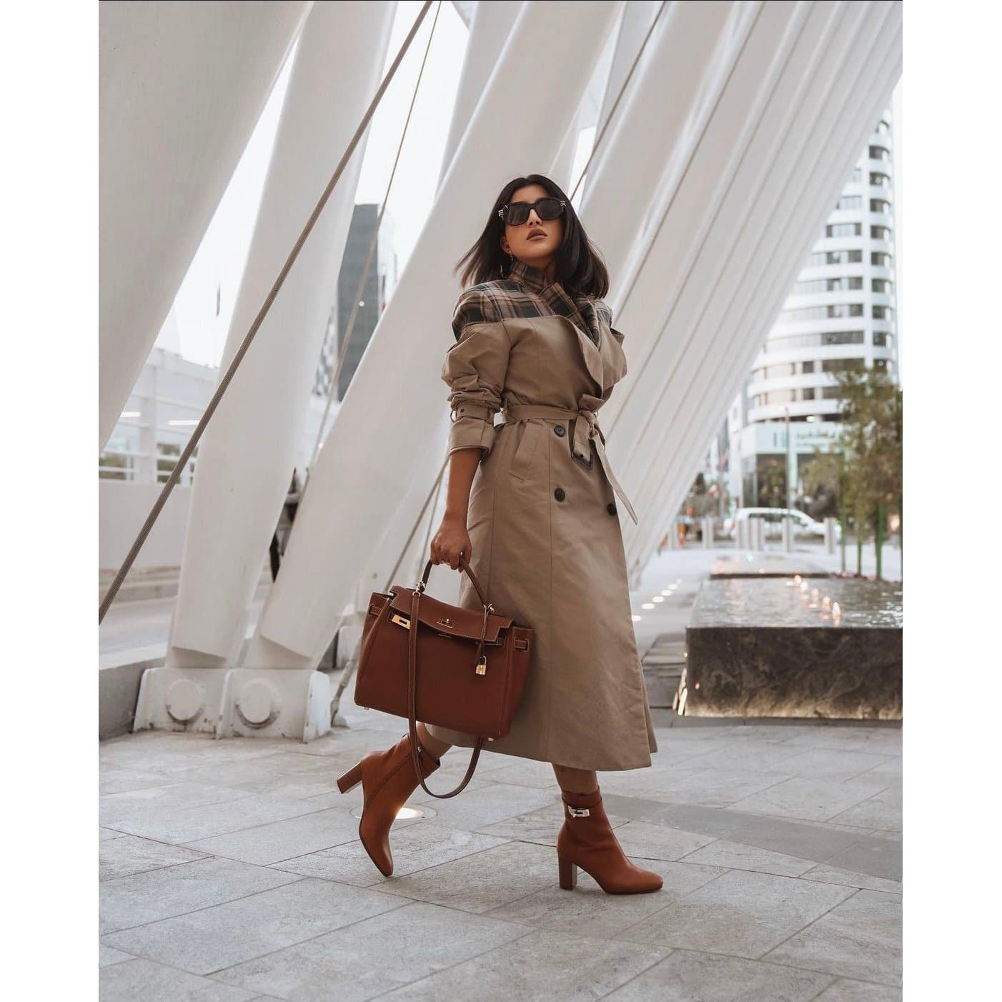 off-shoulder trench coat with contrast lapel - Alice