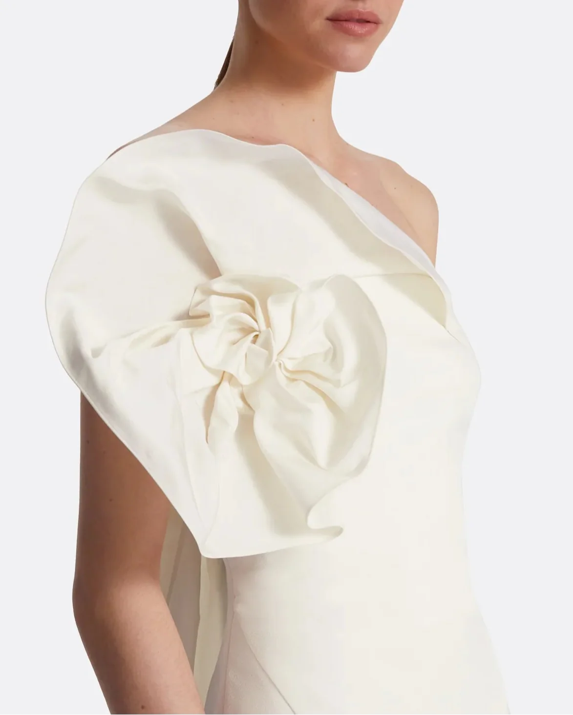 One-shoulder column gown with oversized bow - IVORY