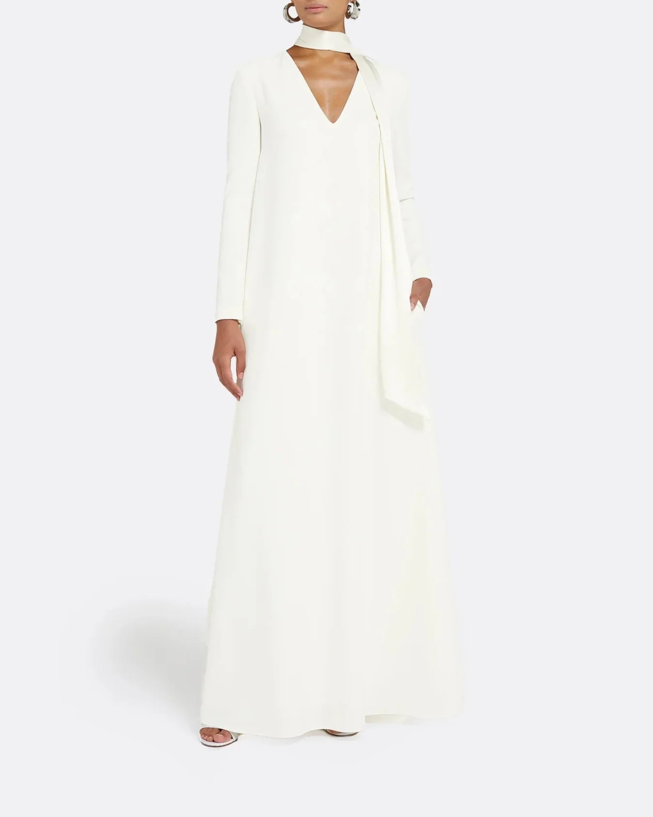Long-sleeve gown with scarf - Lina