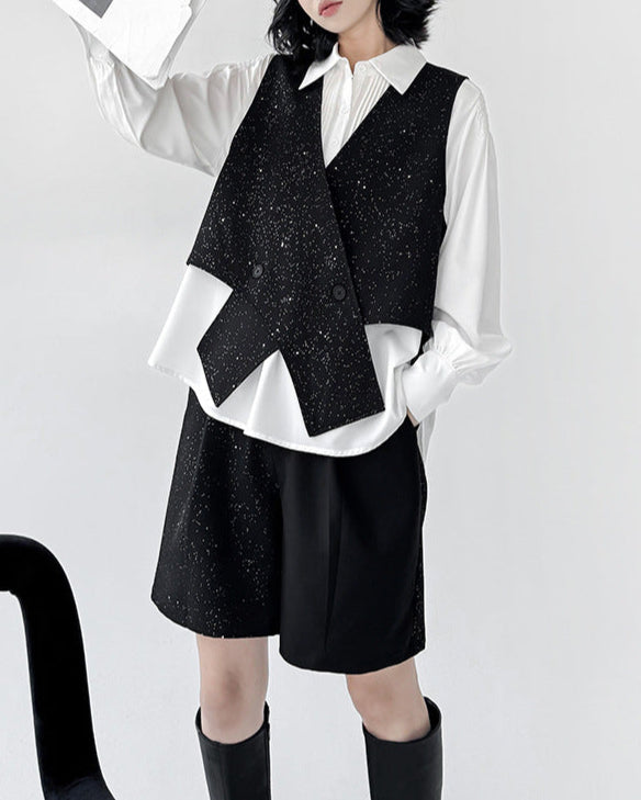 Black and white set with button detail - Linky