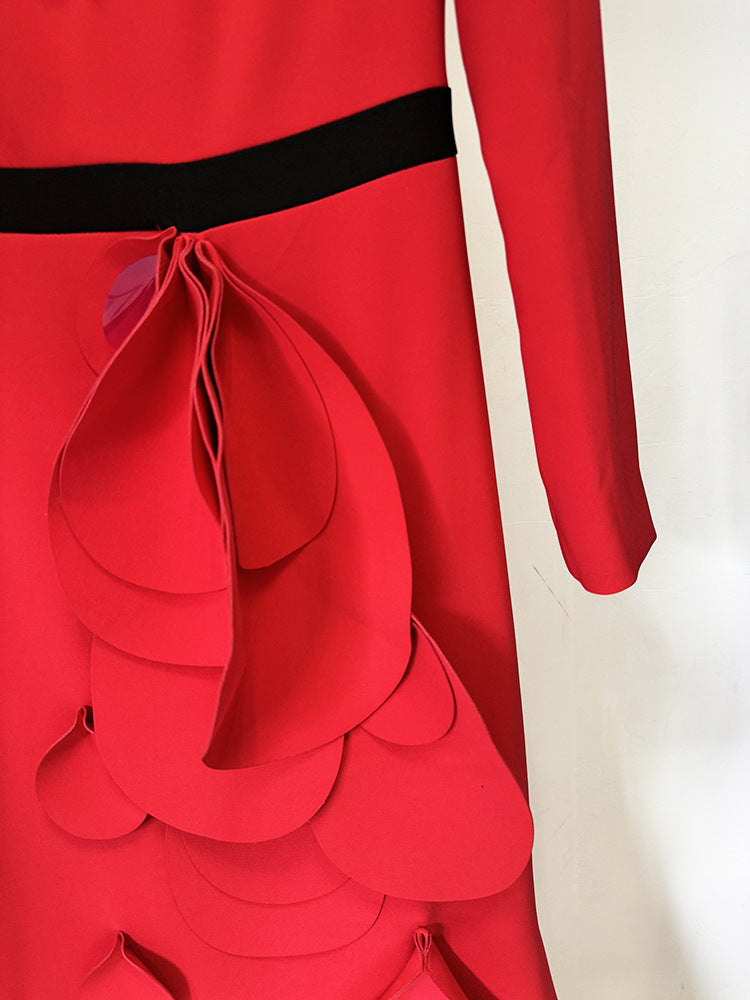 applique detail gown with sculpted shoulder – Farein