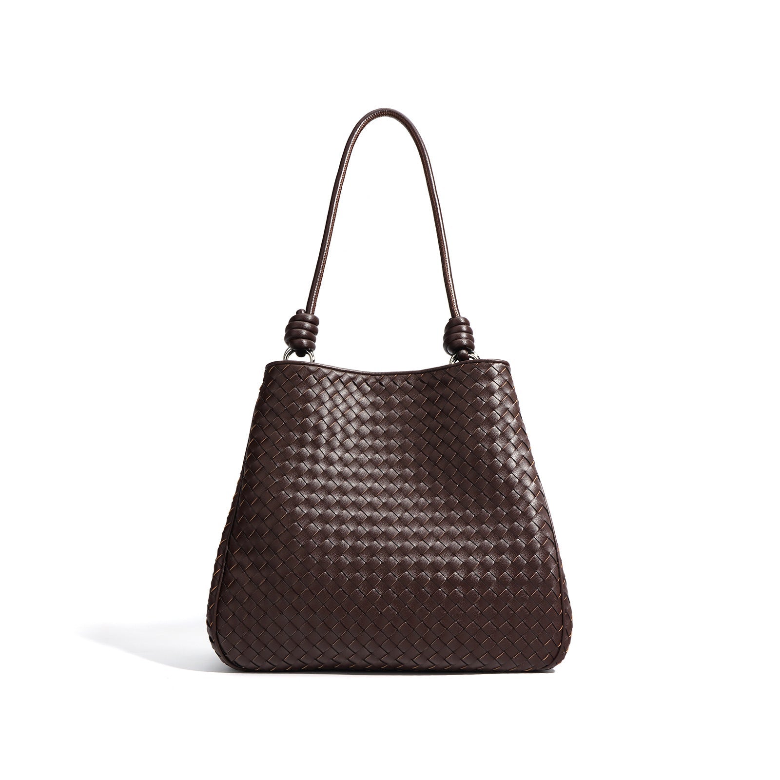 woven trapeze shoulder bag with knotted strap detail – ARYDA