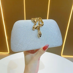 Sleek clutch with gold snake clasp - Linjisu