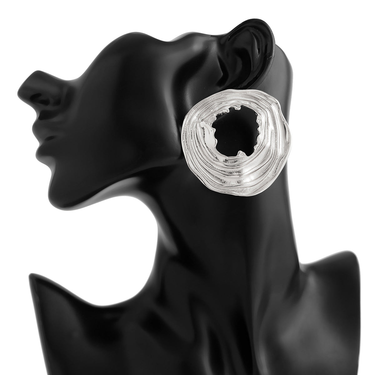 Textured open-circle earrings with sculptural ripples - Limali