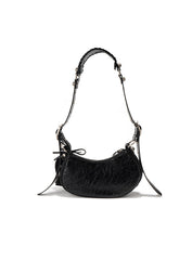 ruched shoulder bag with heart-shaped charm - ASTRIDY