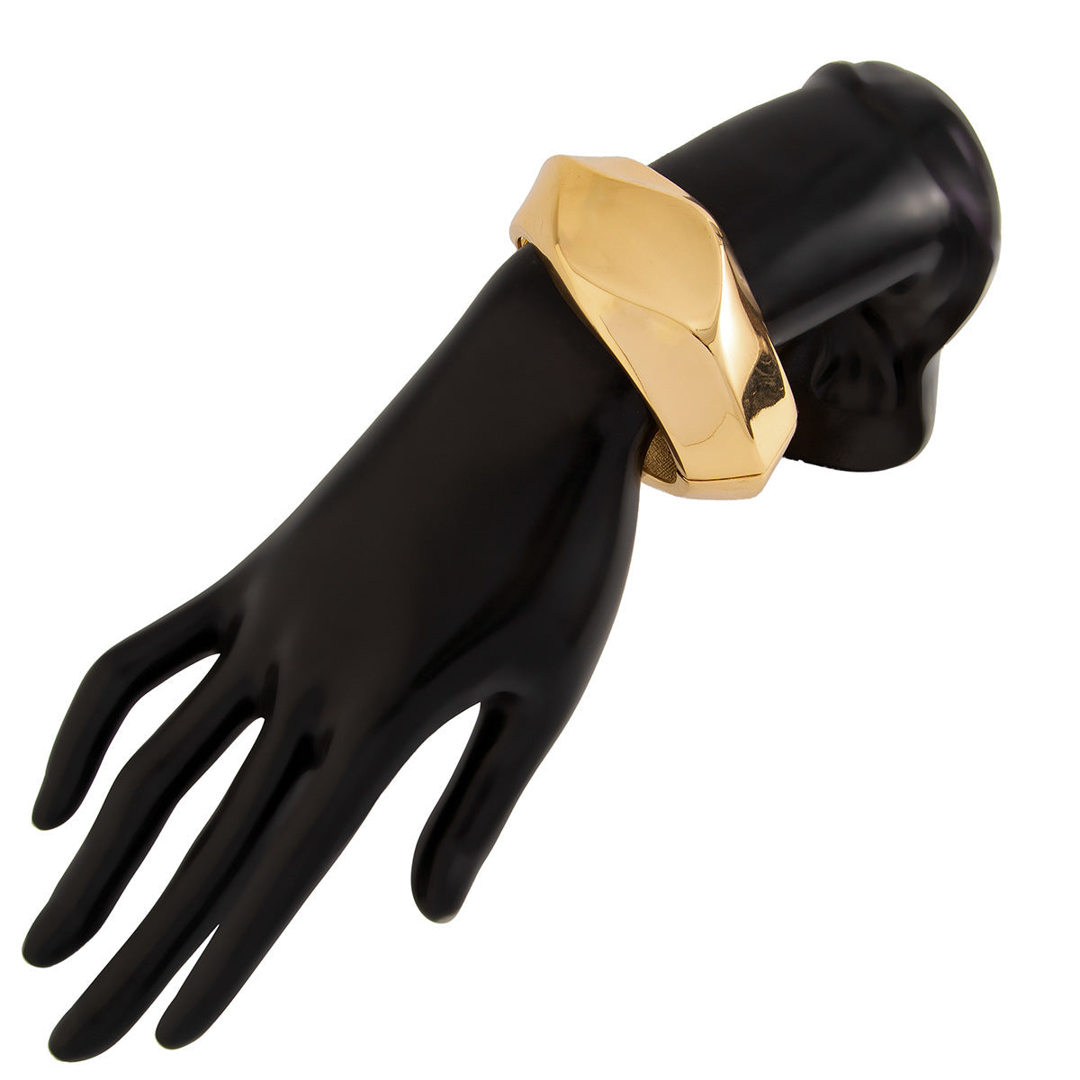 sculptural gold bangle bracelet with folded edge – NOVIA